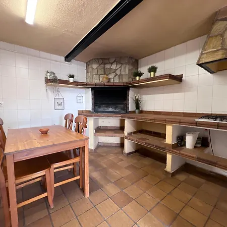 Gospodarstwo wiejskie La Bruixa Rural *